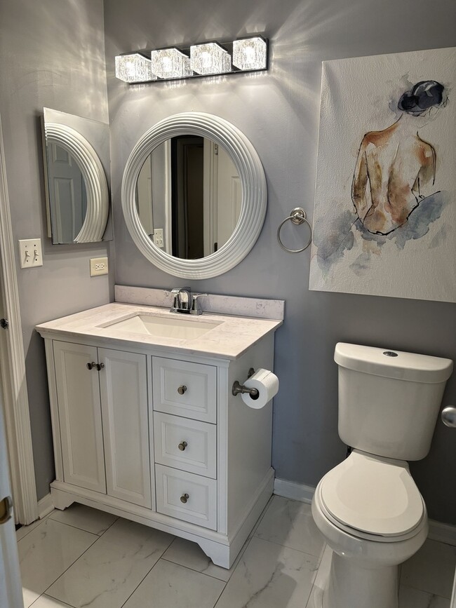 Building Photo - 549 Springbrook Trail N