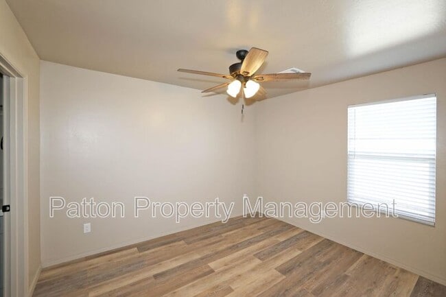 Building Photo - 10574 Tierra Santa Dr