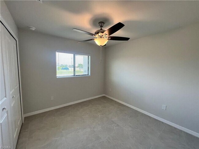 Building Photo - Stunning 4 Bed 3 Car Garage Home Available Now Near Burnt Store Rd