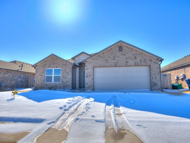 Building Photo - 10044 SW 40th St