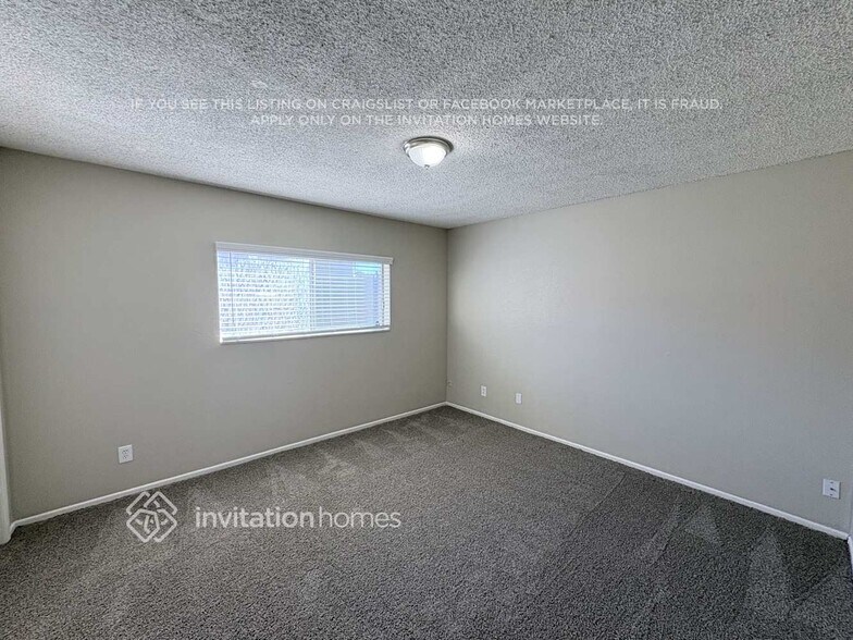 Building Photo - 2835 S Standage