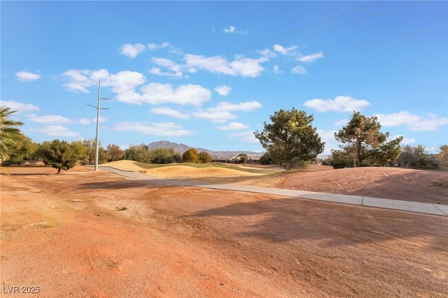 Building Photo - 3514 Driving Range St