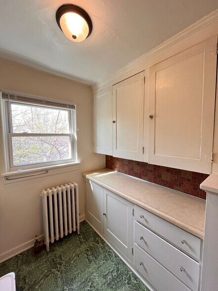 Building Photo - 3812 Drexel Dr