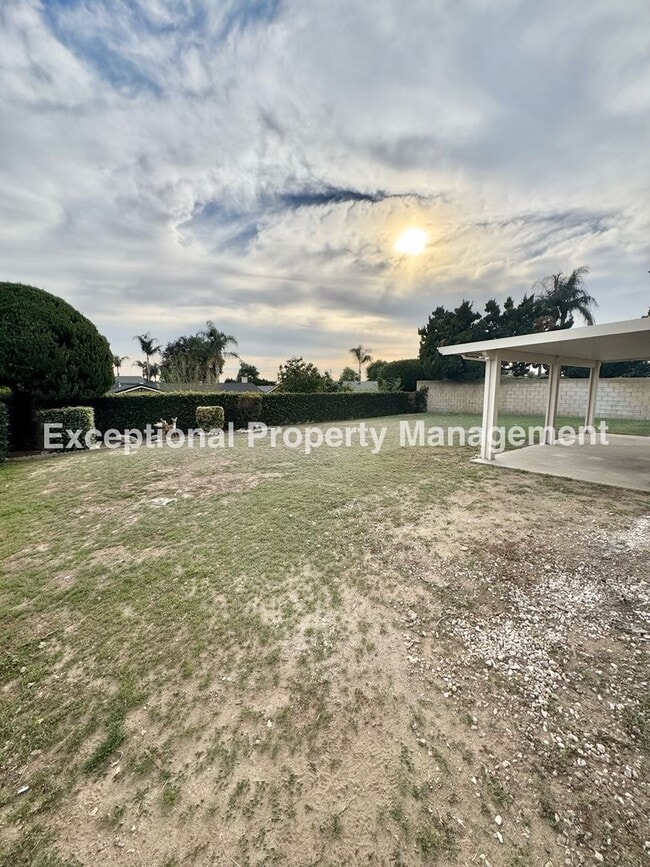 Building Photo - Great 3 bed 2 bath single story home