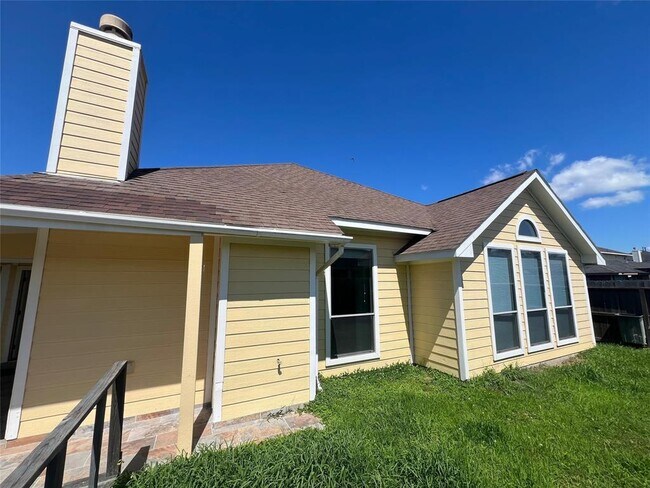 Building Photo - 7806 Crystal Moon Dr