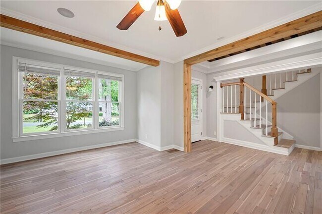 Building Photo - 2356 Pinkney Dr