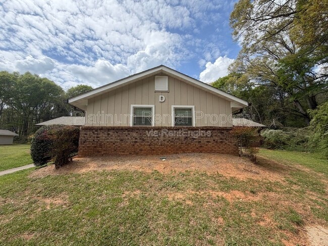 Building Photo - 1512 Waverly Way