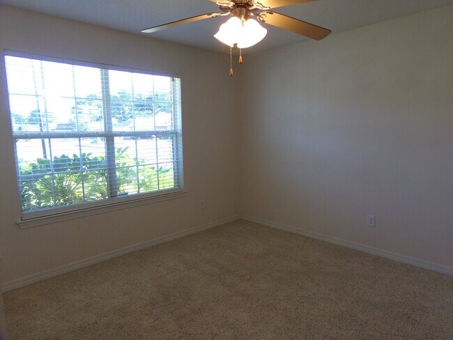 Building Photo - Beulah 4BR Home in Audrey Plantation Near Navy Federal with Side-Entry Garage & Fenced Backyard