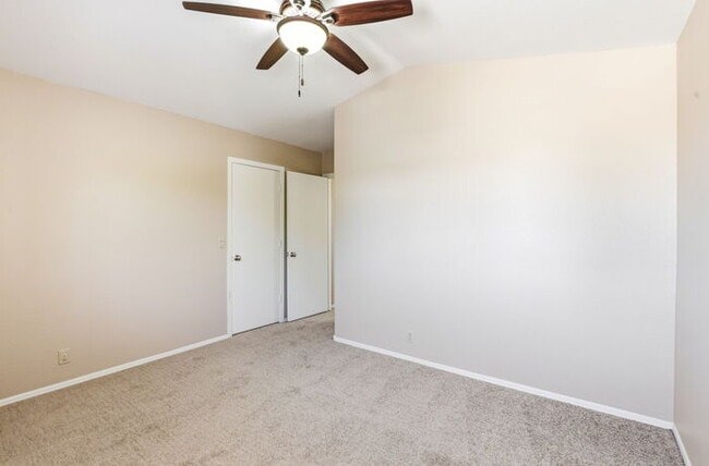 Building Photo - 1295 N Blackstone Dr