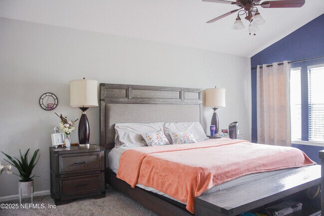 Building Photo - 7450 Scarlet Ibis Ln