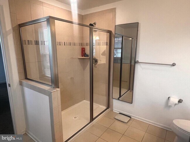 Building Photo - 154 Sachem St