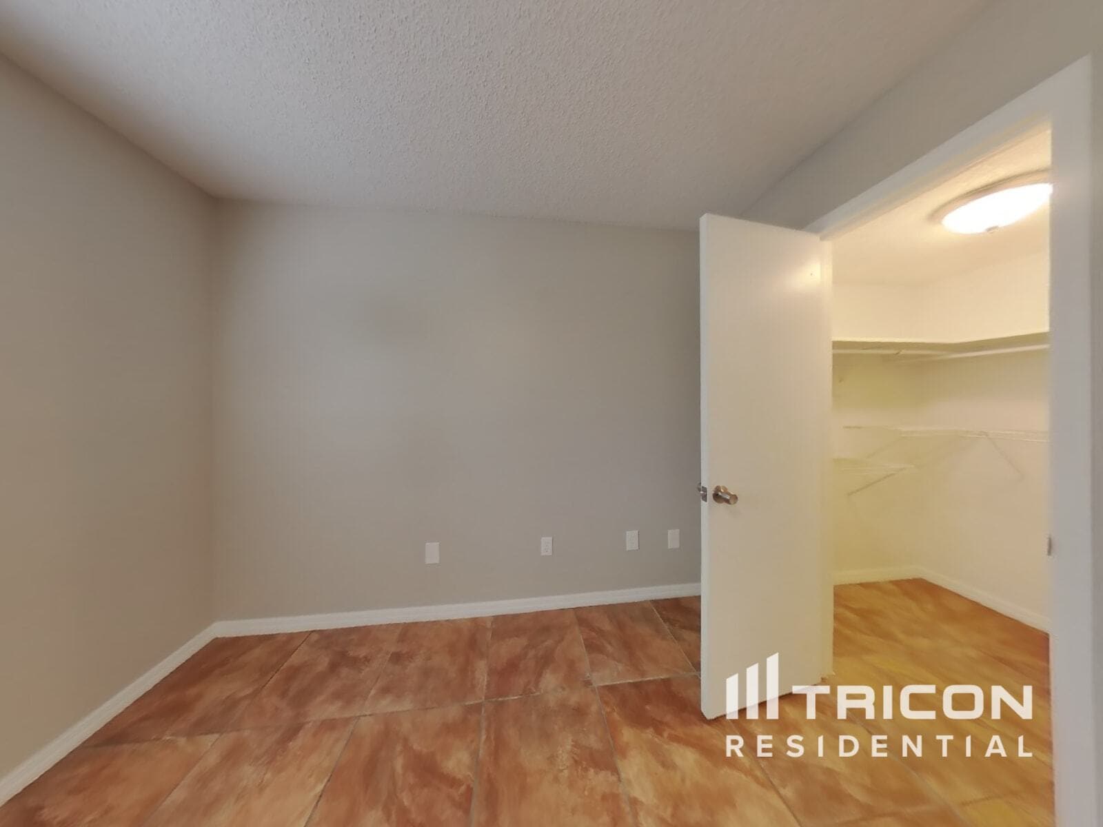Building Photo - 6728 Magnolia Pointe Cir