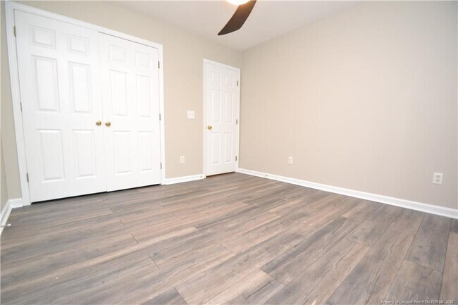 Building Photo - 4737 Sinclair Dr