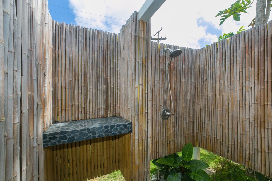 Building Photo - 45-138 Waikalua Rd