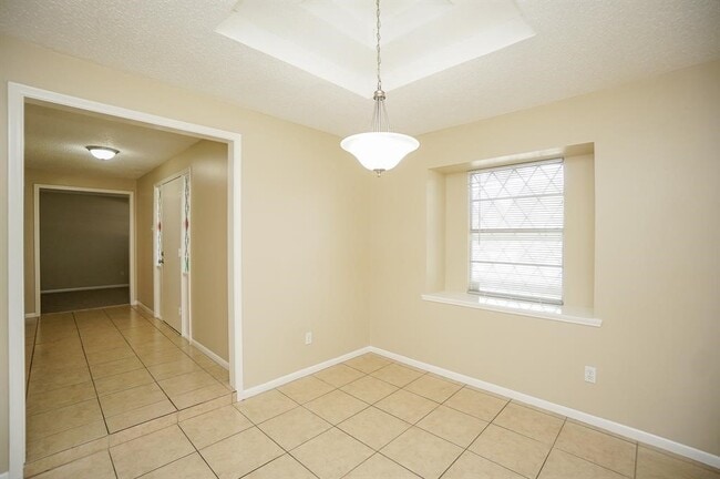 Building Photo - 13626 Woodchester Dr