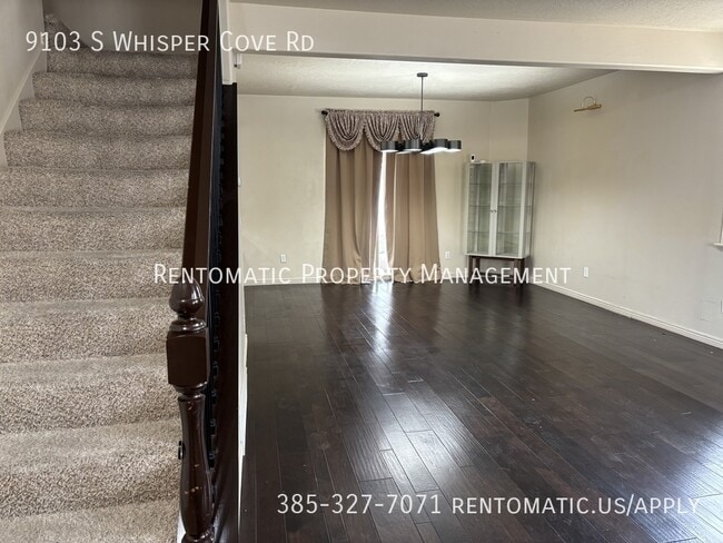 Building Photo - 9103 Whisper Cove Rd