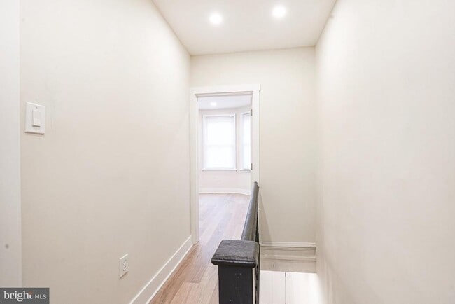 Building Photo - 3040 N Water St