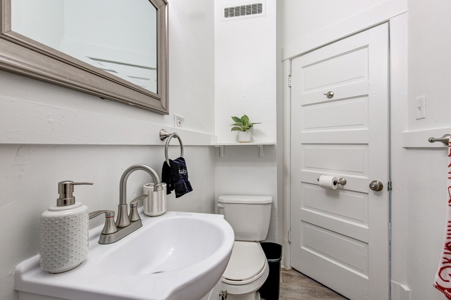 Building Photo - 1441 N Humboldt St