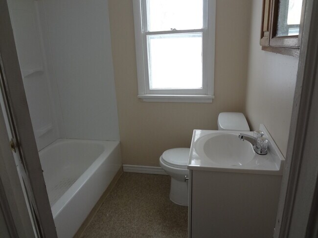 Building Photo - CALL TODAY TO RENT YOUR HOME SWEET HOME !!!