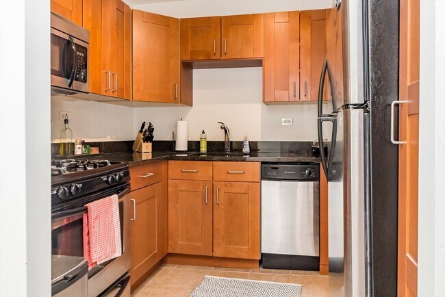 Building Photo - 151 Tremont St