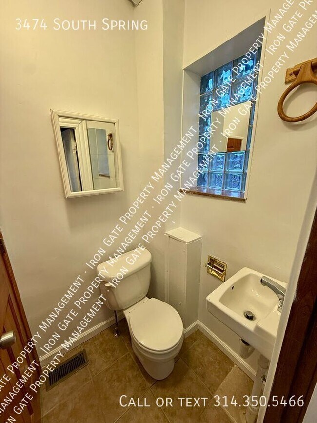 Building Photo - 3474 South Spring-