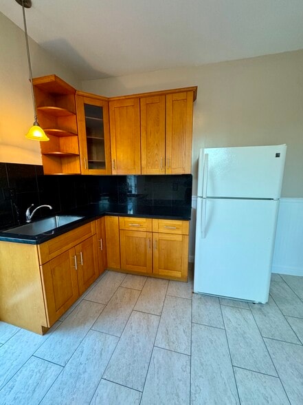 Building Photo - 3681 23rd St