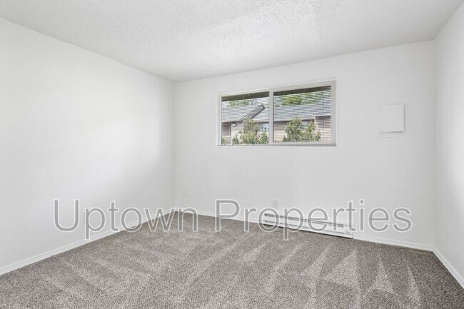 Building Photo - 13000 NW Cornell Rd