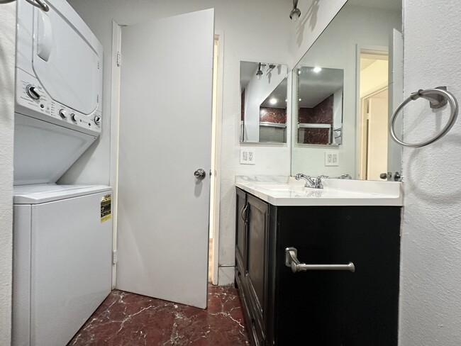 Building Photo - 3597 S Arville St