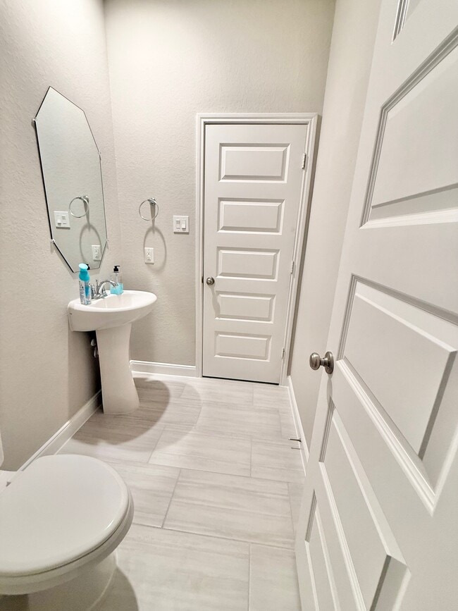 Building Photo - 11218 Pavonia Creek Ct