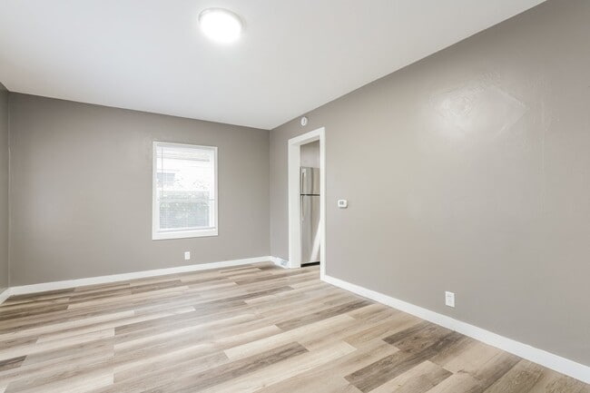 Building Photo - 2914 Frederickson St