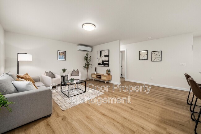 Building Photo - 3623 S J St