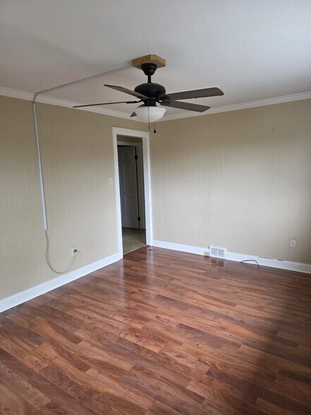 Building Photo - 540 Boquet St