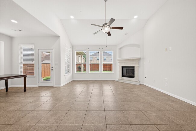 Building Photo - 17415 Sandalisle Ln