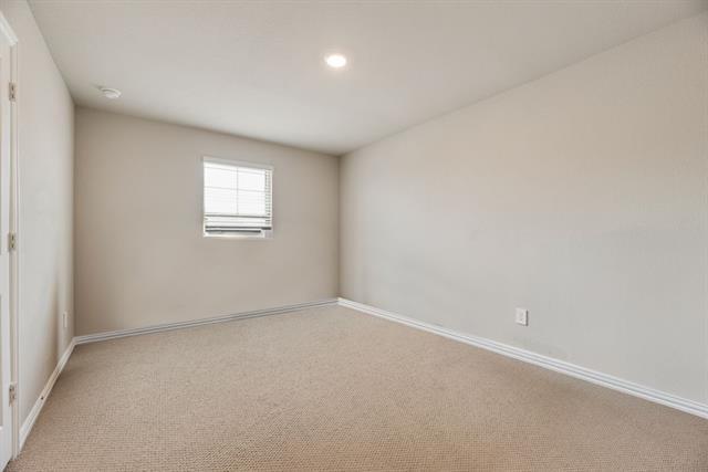 Building Photo - 605 Willet Dr