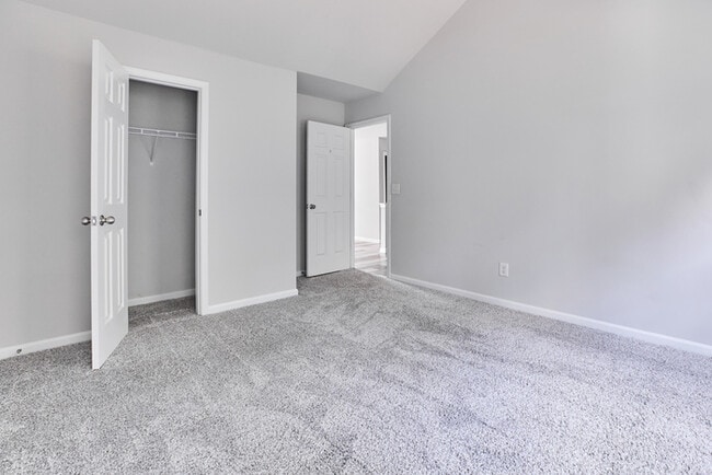 Building Photo - 4 bedroom house in Suwanee