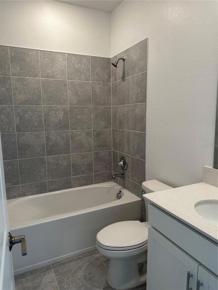 Building Photo - 2525 Relaxing Ln