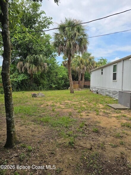Building Photo - 6863 Columbine Dr