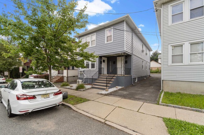 Building Photo - 24 Fremont St