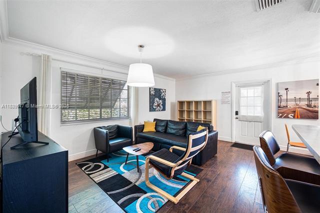 Building Photo - 234 NW 47th St