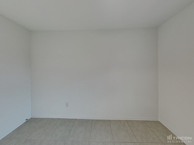 Building Photo - 6328 Bristolwood Dr