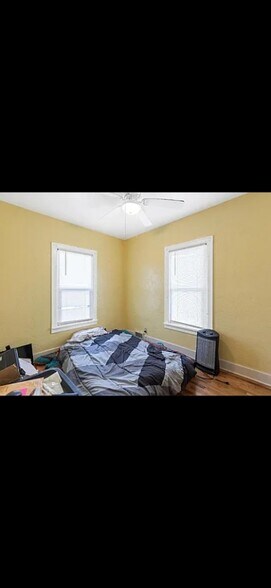 Building Photo - 1732 S 14th St W