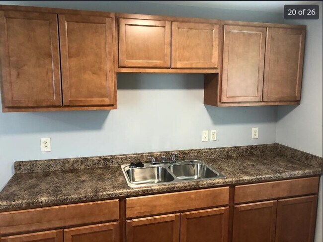 Building Photo - 807 Blair Ave