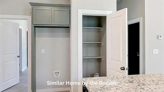 Building Photo - Charming 3-Bedroom Home Near Fort Sill & Local Conveniences