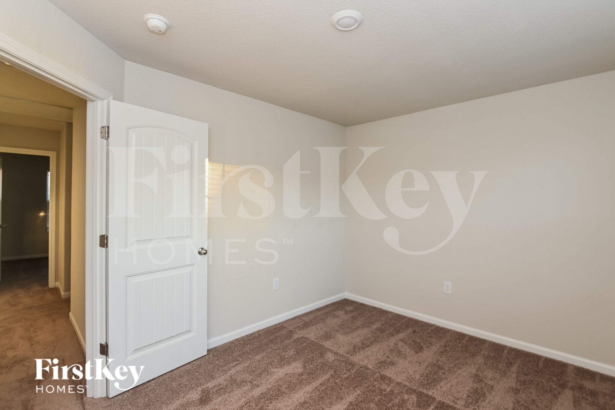 Building Photo - 5024 Wolfridge Ave