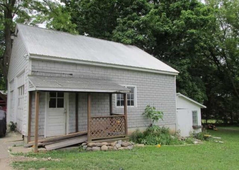 Building Photo - 4306 Ridge Rd