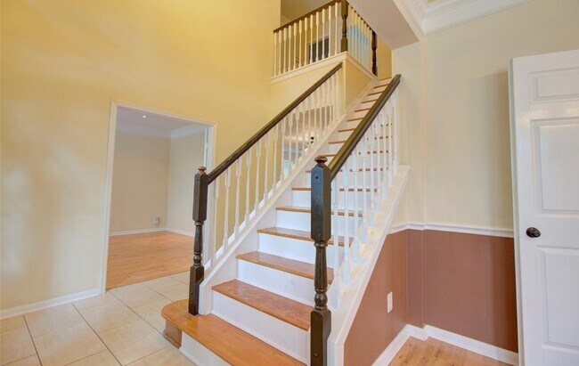 Building Photo - 1226 Rabbs Crossing