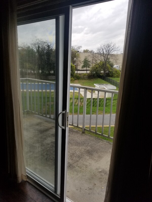 Building Photo - 1001 Chillum Rd