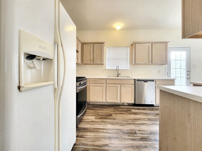 Building Photo - 1707 Zydeco Dr