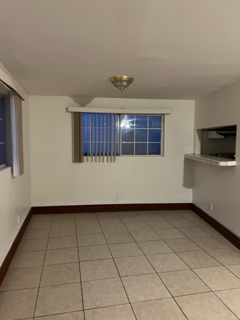 Dinning room - 2434 Riverside Pl