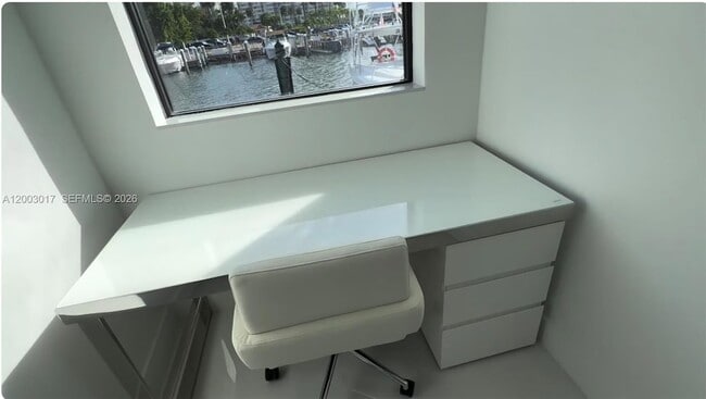 Building Photo - 336 Poinciana Island Dr